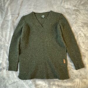 Roots Olive Green Knit Sweater

#1213